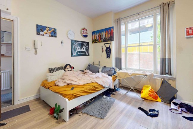 Flats 1-6, 42 Leamore Street, Hammersmith,  London, W6 0JZ 10