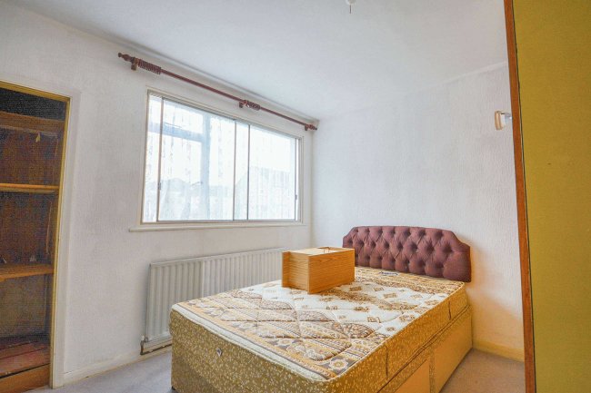 39 Heronslea, Watford, Hertfordshire, WD25 9PN 4