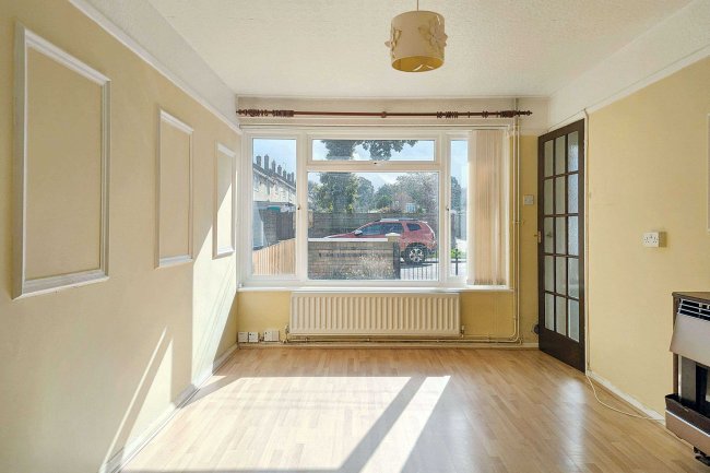 22 Speedwell Avenue, Chatham, Kent, ME5 0SA 7