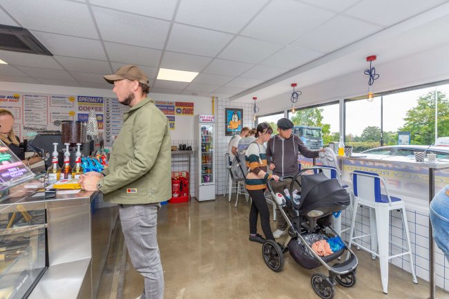 3 and 3a, Park Parade, South Road, Haywards Heath RH16 4LX 4