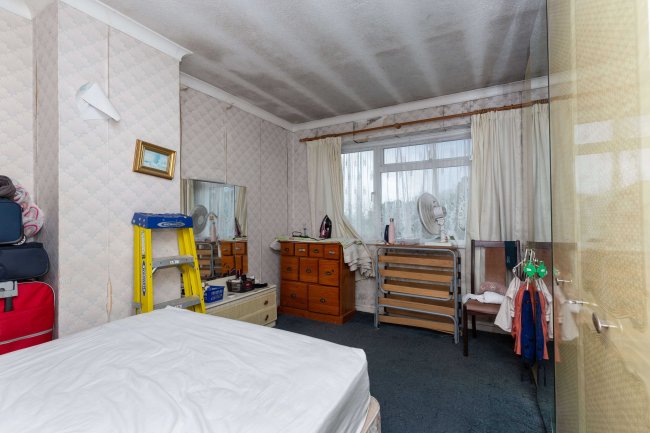 3 and 3a, Park Parade, South Road, Haywards Heath RH16 4LX 4