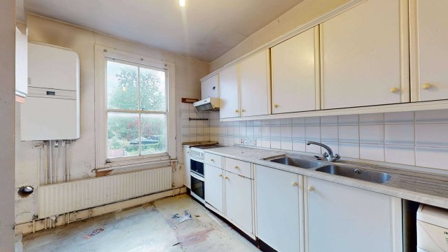 37b Mulkern Road, Archway, London, N19 3HQ 6