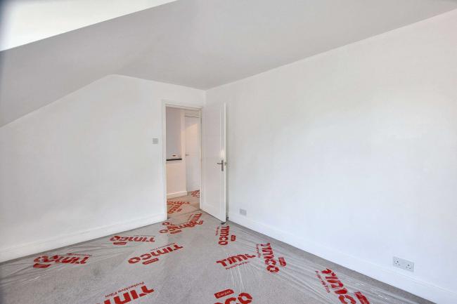 17C Rosendale Road, West Norwood, London SE21 8DS 1