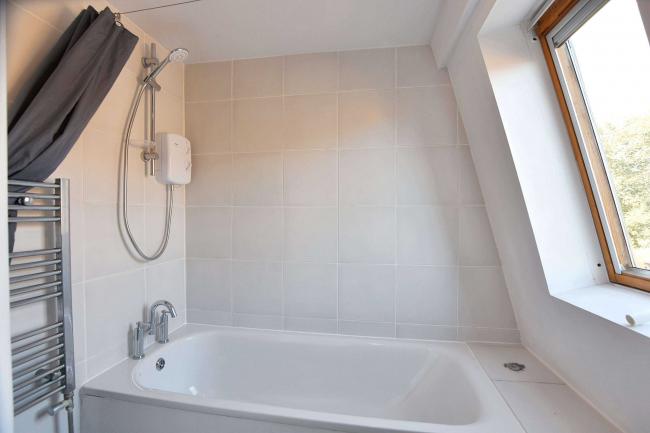 17C Rosendale Road, West Norwood, London SE21 8DS 1