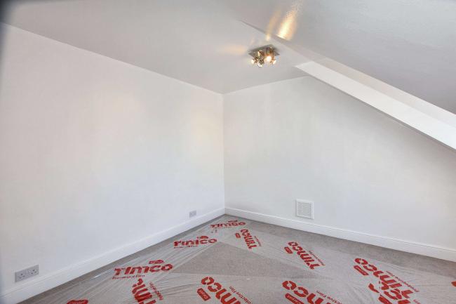 17C Rosendale Road, West Norwood, London SE21 8DS 1