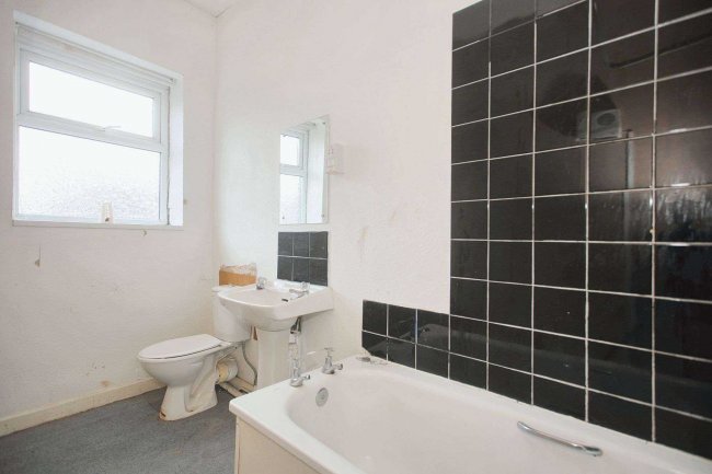 85 North Road, Wallsend, NE28 8RL 4