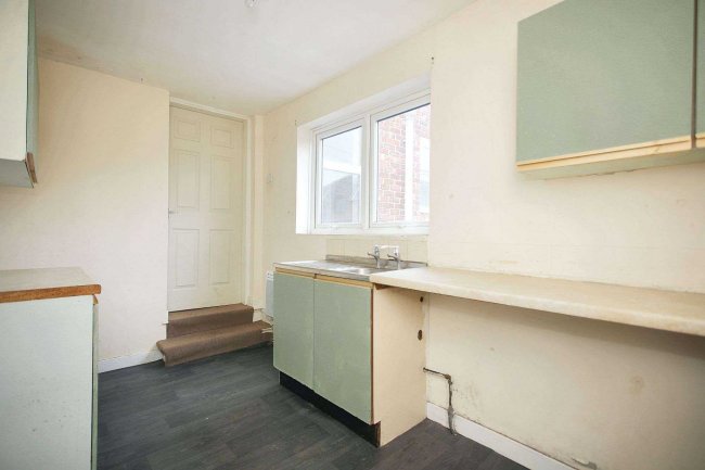 85 North Road, Wallsend, NE28 8RL 4