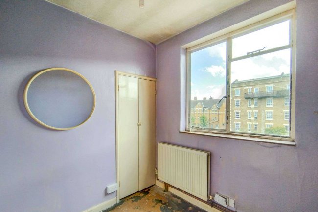 452 Bethnal Green Road, London E2 0EA 1