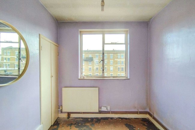 452 Bethnal Green Road, London E2 0EA 1