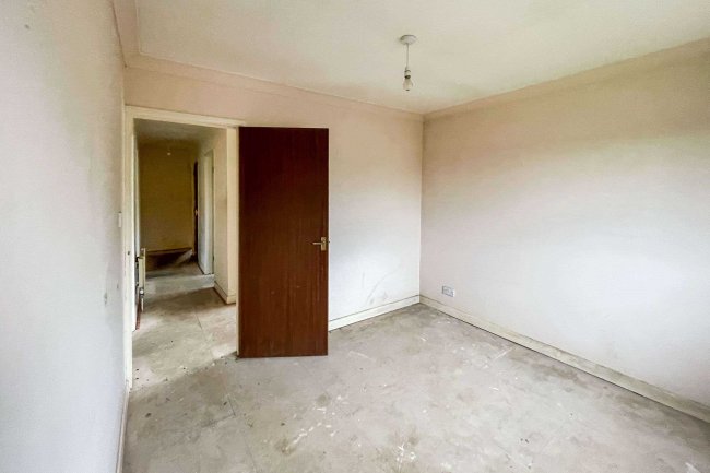 Garden Flat, 31 Thurlow Park Road, Lambeth, London, SE21 8JP 7