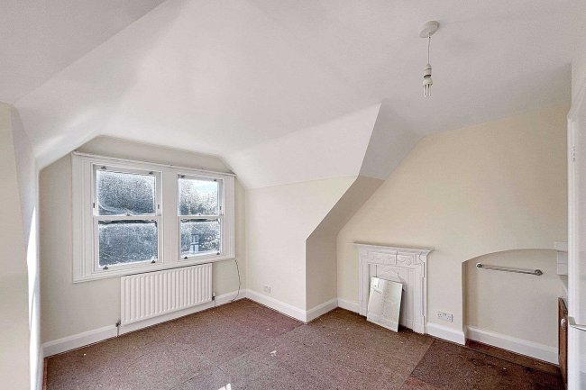 42 The Drive, Sevenoaks, Kent,TN13 3AF 4