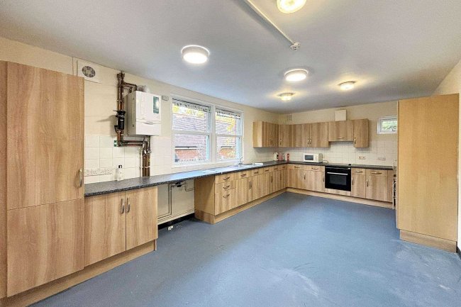 42 The Drive, Sevenoaks, Kent,TN13 3AF 4