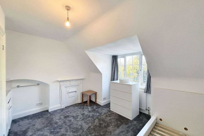 42 The Drive, Sevenoaks, Kent,TN13 3AF 4