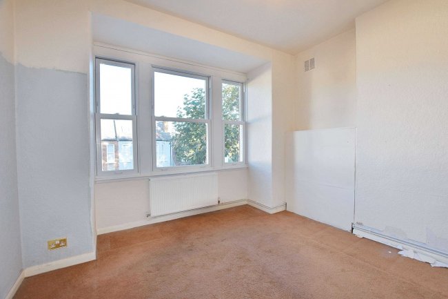 2A Thurlby Road, West Norwood, London  SE27 0RL 3