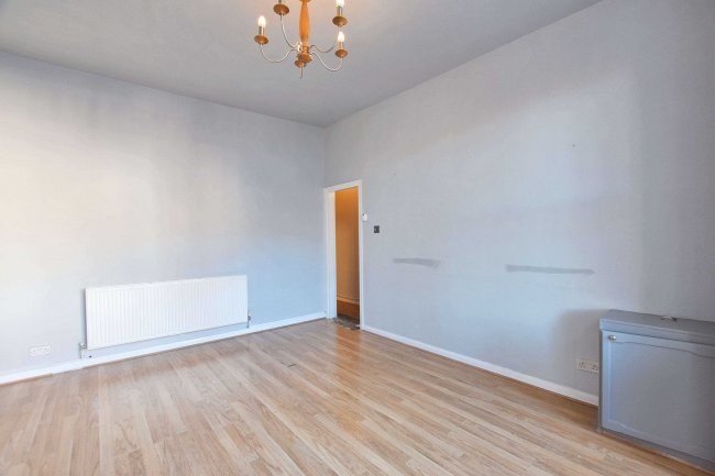 2A Thurlby Road, West Norwood, London  SE27 0RL 3