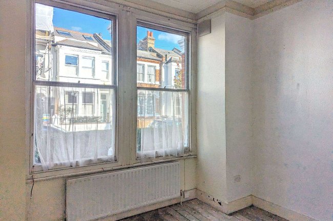 4A Swanage Road, Wandsworth, London SW18 2DY 5