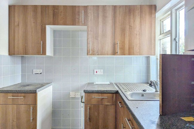 4A Swanage Road, Wandsworth, London SW18 2DY 5