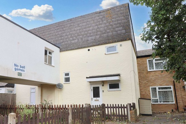 21 Bruges Court, Kemsley, Kent  ME10 2TH 2