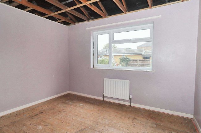 21 Bruges Court, Kemsley, Kent  ME10 2TH 2