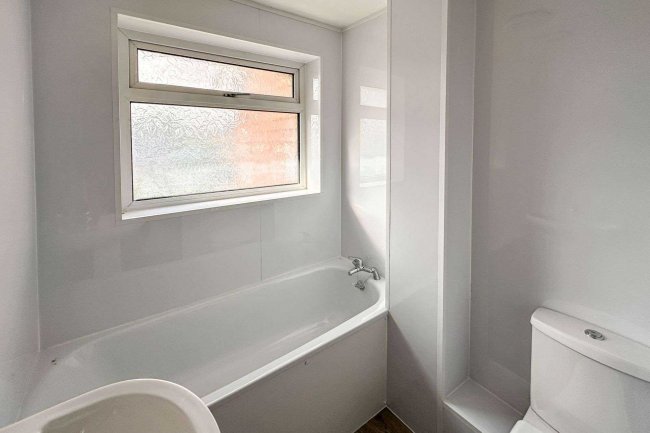 3 Butlers Green, Westergate Street, West Sussex  PO20 3RJ 3