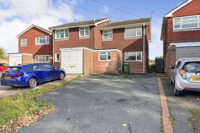 3 Butlers Green, Westergate Street, West Sussex  PO20 3RJ 3