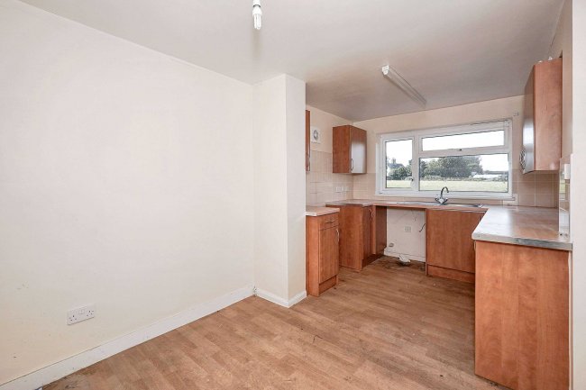 2 Park Terrace, Throwley, Kent  ME13 0PH 8