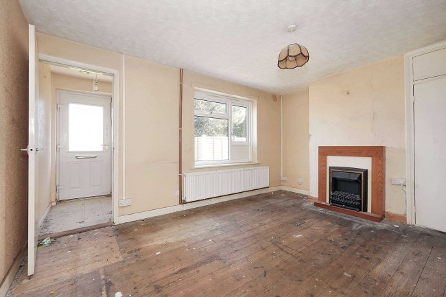 2 Park Terrace, Throwley, Kent  ME13 0PH 8