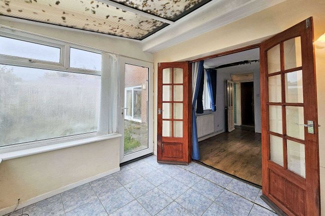 26 Springwater Avenue, Ramsbottom, Bury, BL0 9RH 8