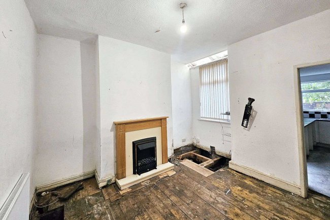 56 Greville Street, Manchester, M13 0YG 1