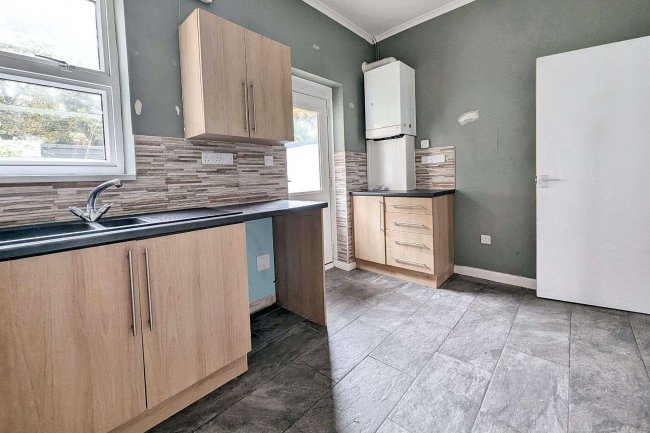 16 Major Street, Darlington DL3 6QG 1