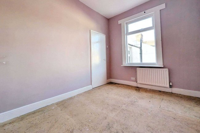 14 Woodland Street, Stockton-On-Tees, Cleveland, TS18 3HZ 8