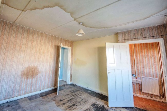 27 Jubilee Avenue, Warboys, Huntingdon, Cambridgeshire, PE28 2RT 6