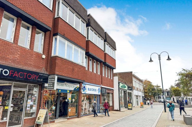 127 High Street, Bromsgrove, B61 8AE 46