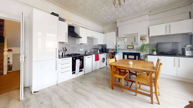 28 Montserrat Road, Putney, SW15 2LA 5