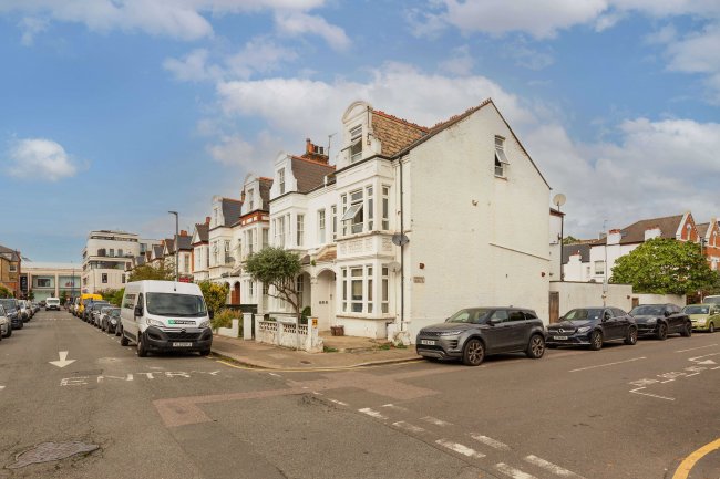 28 Montserrat Road, Putney, SW15 2LA 5