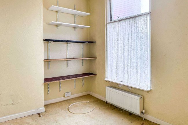 27 Baileys Road, Southsea, Hampshire, PO5 1EA 3