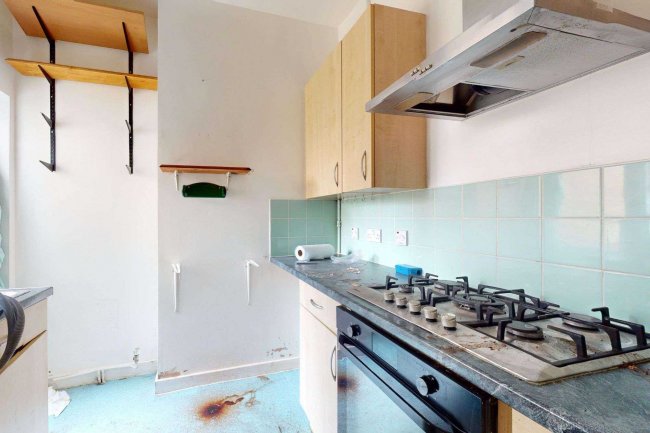 Flat A, 62 Crawthew Grove, East Dulwich, London SE22 9AB 8