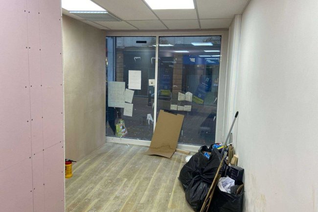 60 Middle Street, Yeovil, Somerset, BA20 1LX 7