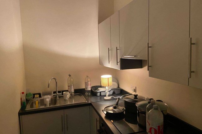 60 Middle Street, Yeovil, Somerset, BA20 1LX 7