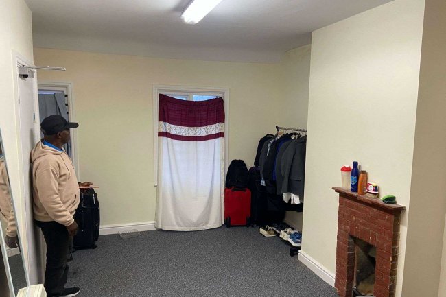 60 Middle Street, Yeovil, Somerset, BA20 1LX 7