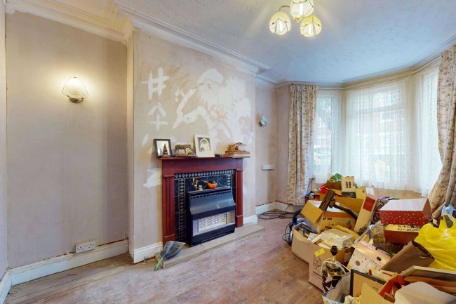 21 Bonsor Road, Folkestone, CT19 5ET 7