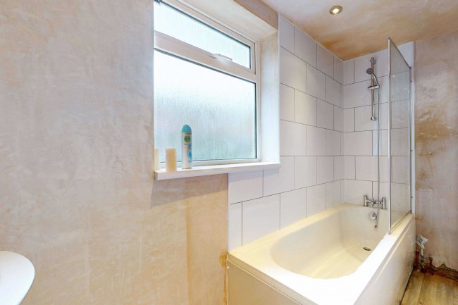 21 Bonsor Road, Folkestone, CT19 5ET 7