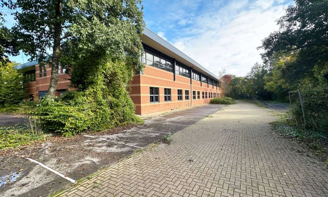 Buildings A, B & D, Bartley Wood Business Park, Hook RG27 9XA 5