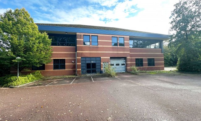 Buildings A, B & D, Bartley Wood Business Park, Hook RG27 9XA 5