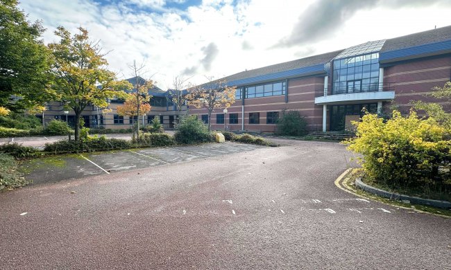 Buildings A, B & D, Bartley Wood Business Park, Hook RG27 9XA 5