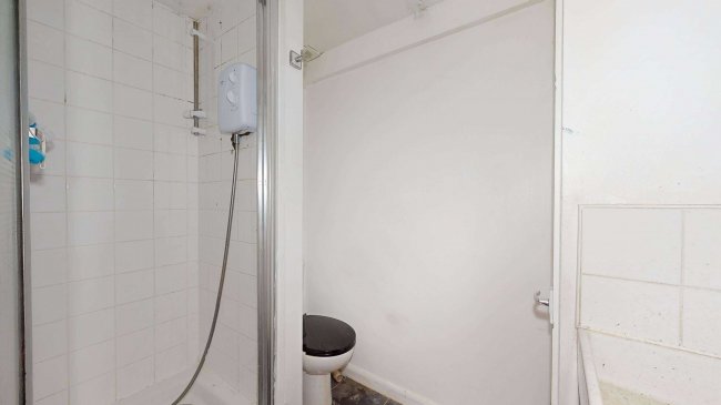 135A Clarence Road, Clapton, London, E5 8EE 2