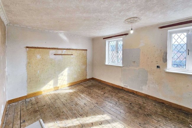 40 Highfield Road, Edenfield, Ramsbottom, Bury, BL0 0LF 9