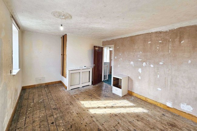 40 Highfield Road, Edenfield, Ramsbottom, Bury, BL0 0LF 9