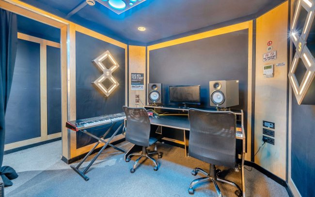 Pirate Studios, 15 Bessemer Road, Norwich, Norfolk NR4 6DQ 2