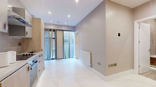 Express House, 100 Rolt Street, London SE8 5NN 1